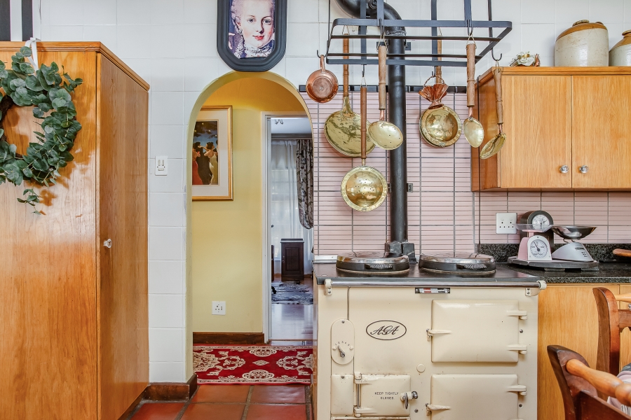 6 Bedroom Property for Sale in Groenvlei Western Cape